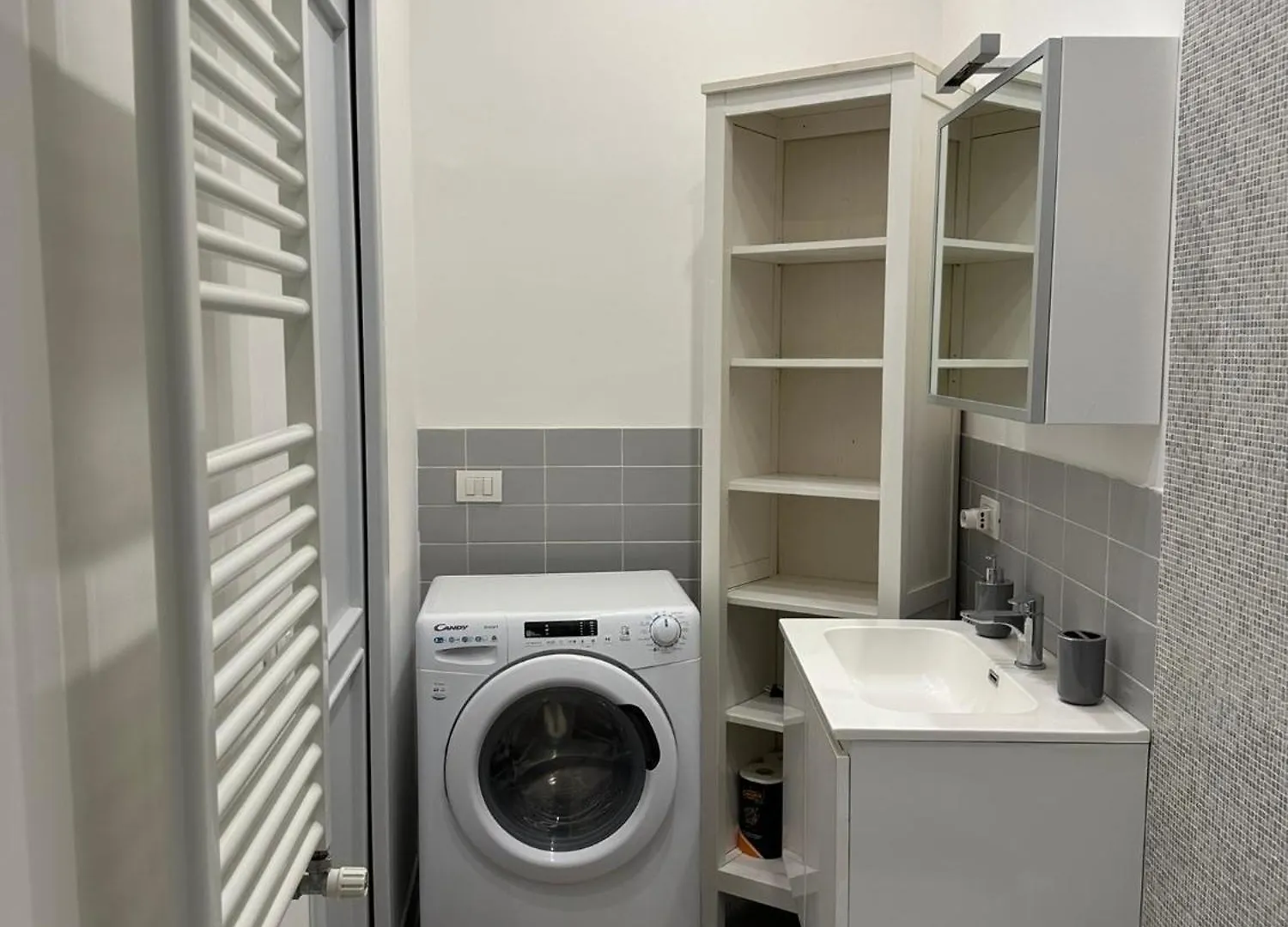 Bilocale A Chiaia Vicino A Via Dei Mille Apartment Naples