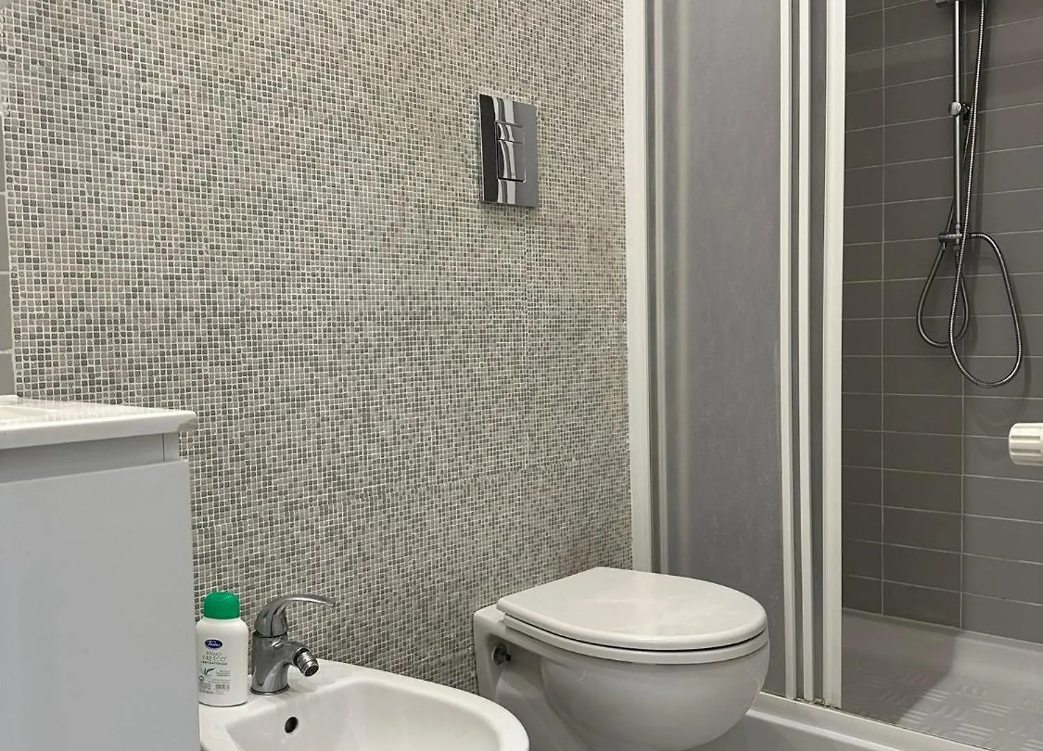 Bilocale A Chiaia Vicino A Via Dei Mille Apartment Naples
