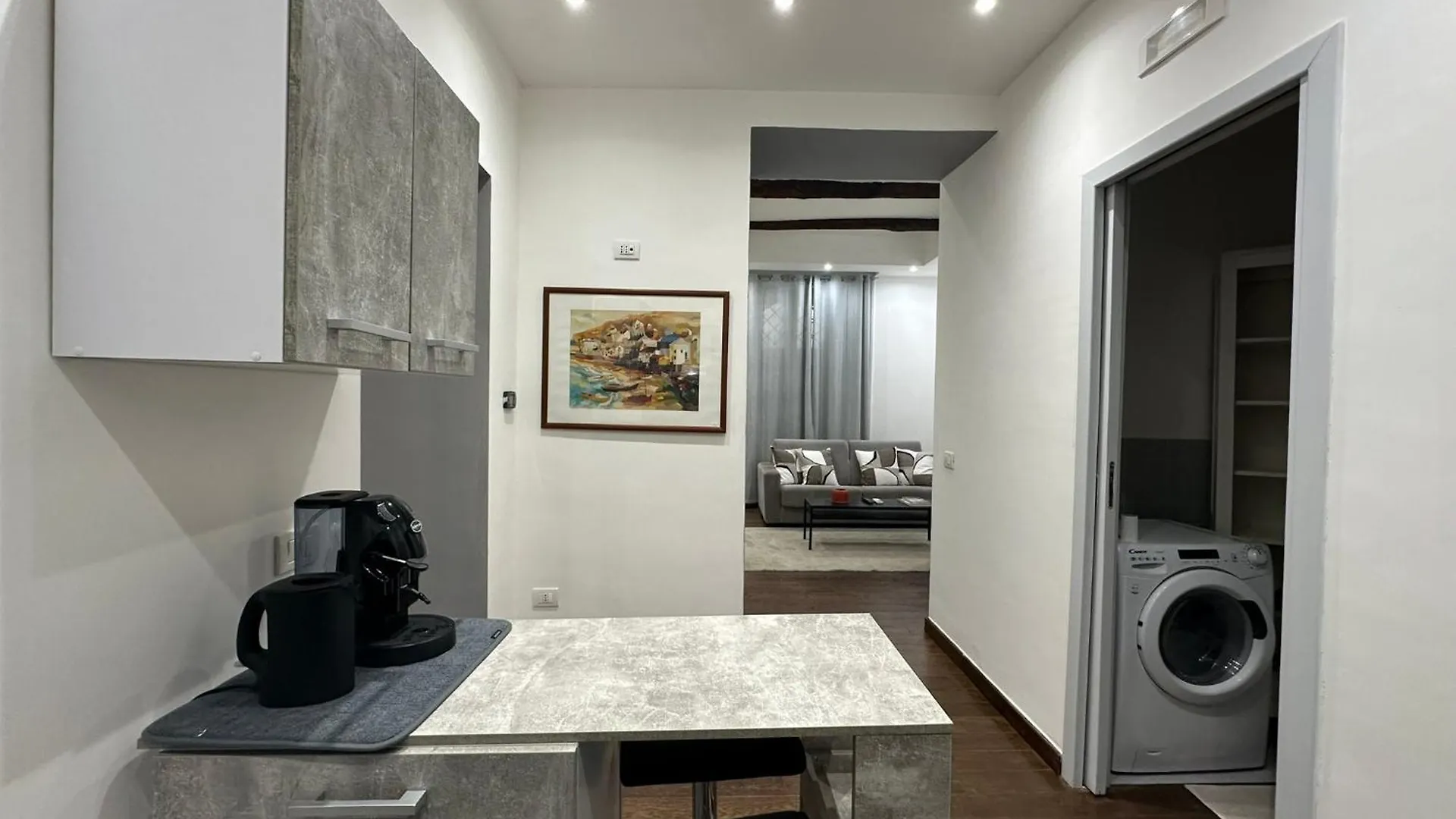 Bilocale A Chiaia Vicino A Via Dei Mille Apartment Naples